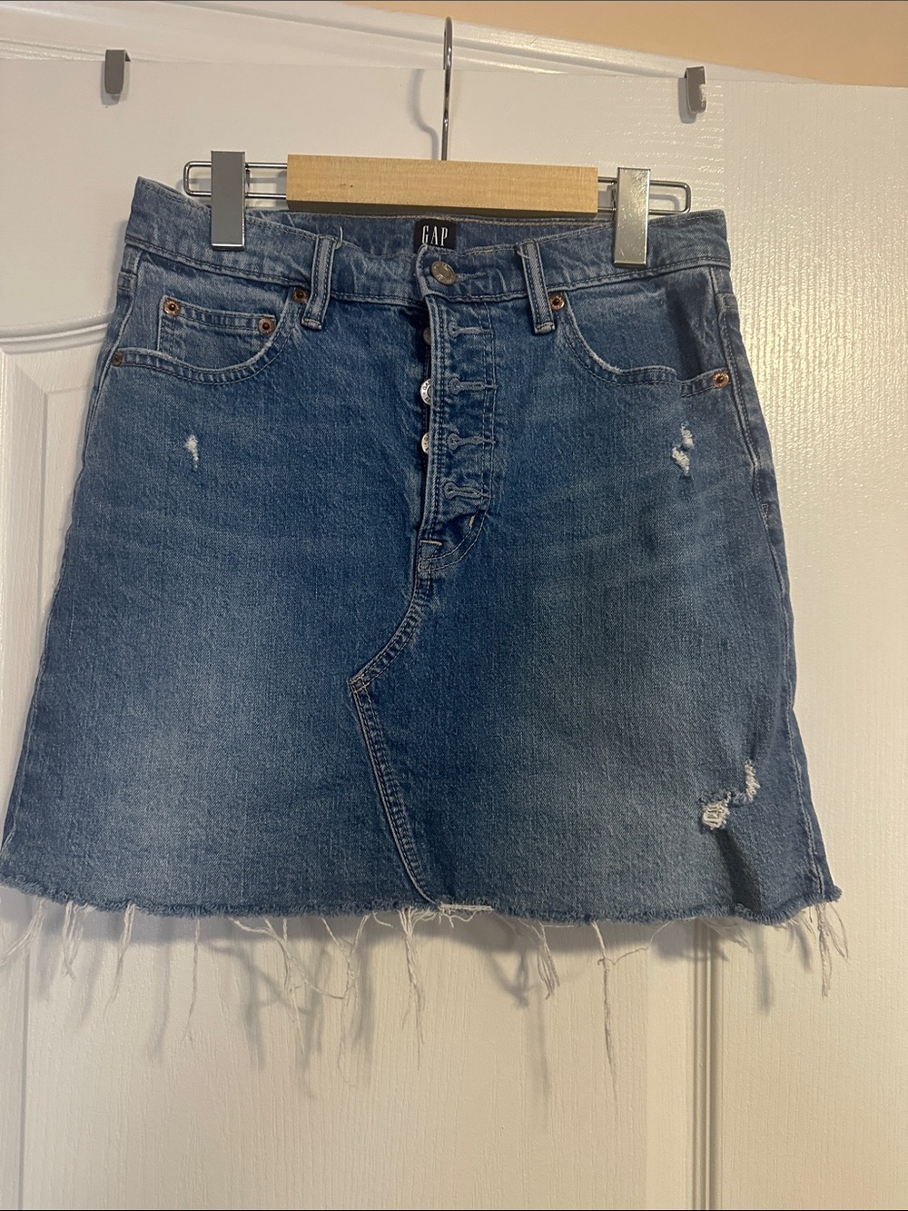 GAP Medium Blue Distressed Button-Front Denim Skirt